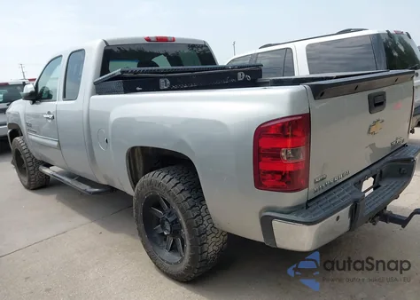 2010 Chevrolet Silverado 1500 Lt from USA, damaged, VIN 1GCSCSE09AZ289395